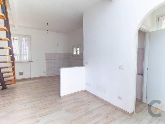 Villa Indipendente in vendita a Sumirago, Lombardia