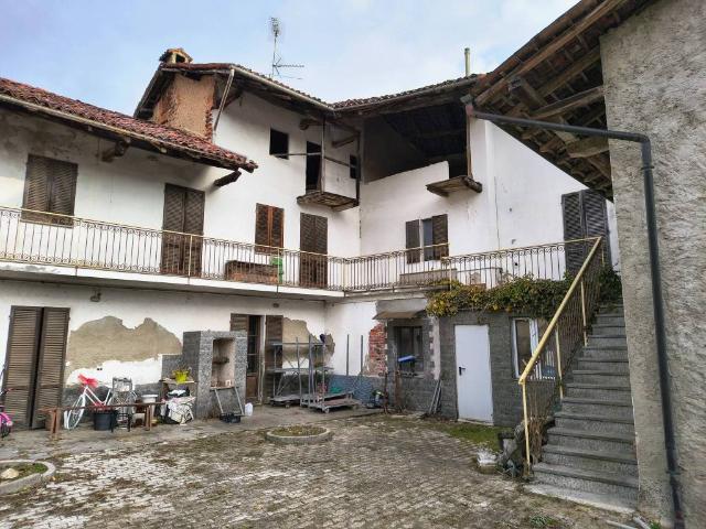 Villa Indipendente in vendita a Piemonte, Novara