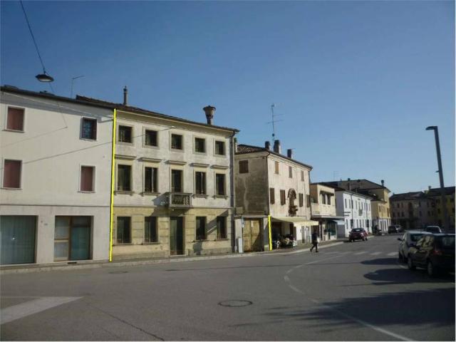 Villa Indipendente in vendita a Susegana, Veneto