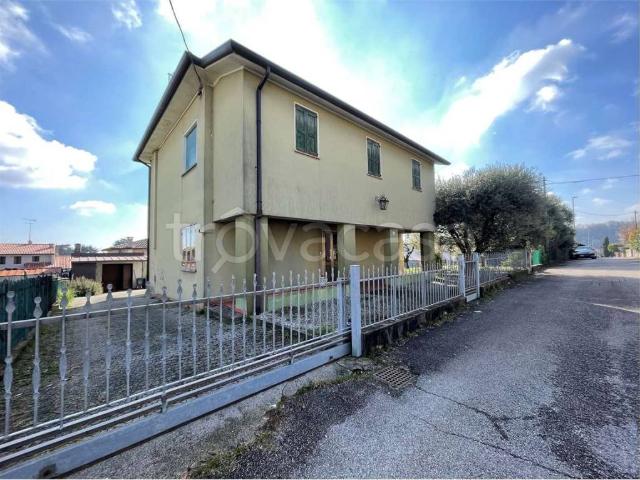 Villa Indipendente in vendita a Susegana, Veneto