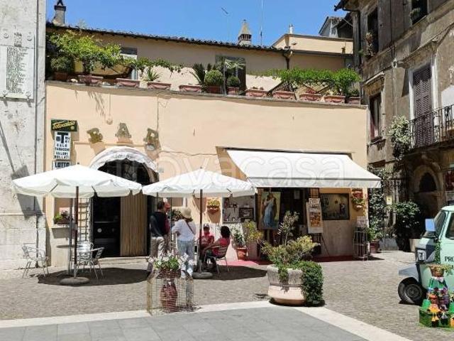 Villa Indipendente in vendita a Sutri, Lazio