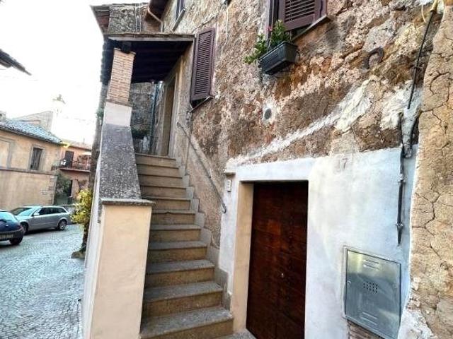 Villa Indipendente in vendita a Sutri, Lazio