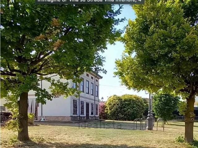 Villa Indipendente in vendita a Villa Inferiore, Suzzara