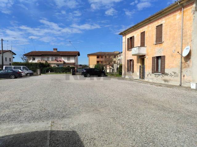 Villa Indipendente in vendita a Roncobonoldo, Suzzara