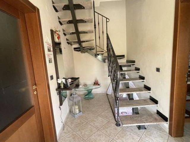 Villa Indipendente in vendita a Suzzara, Lombardia