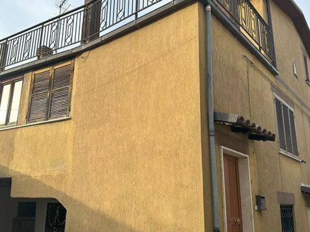 Villa Indipendente in vendita a Poggetello, Tagliacozzo