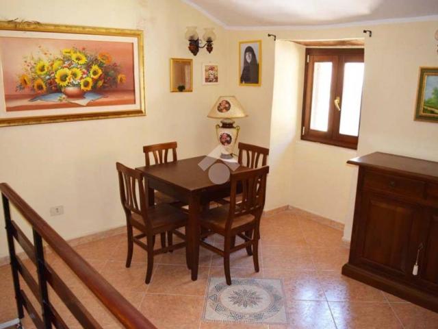Villa Indipendente in vendita a San Donato, Tagliacozzo