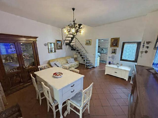 Villa Indipendente in vendita a Cheglio, Taino