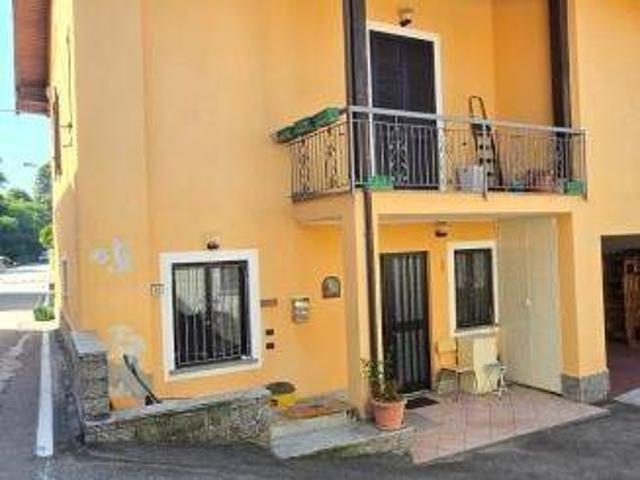 Villa Indipendente in vendita a Cheglio, Taino