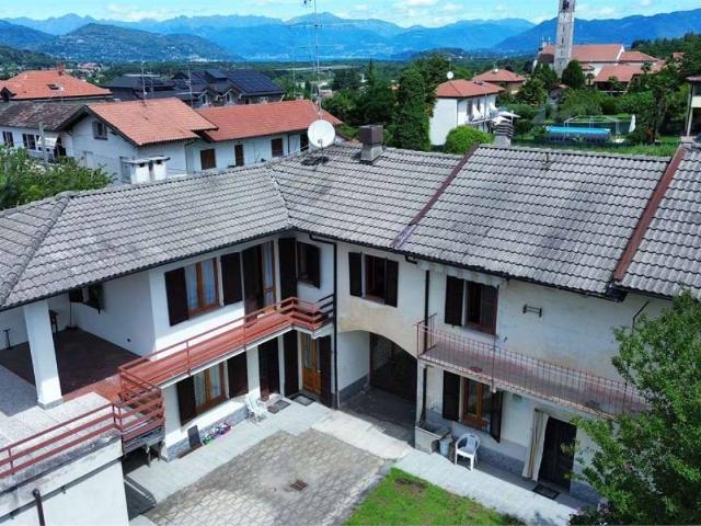 Villa Indipendente in vendita a Cheglio, Taino