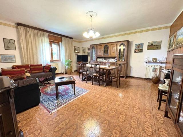 Villa Indipendente in vendita a Narni, Umbria