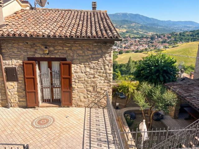 Villa Indipendente in vendita a Unione di comuni Valmarecchia, Talamello