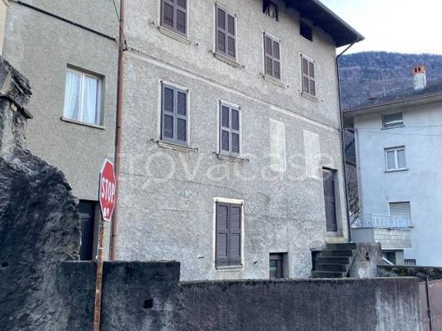 Villa Indipendente in vendita a Talamona, Lombardia