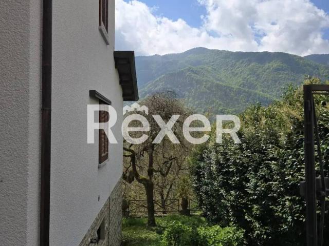 Villa Indipendente in vendita a Comunità Montana della Valle Brembana, Taleggio