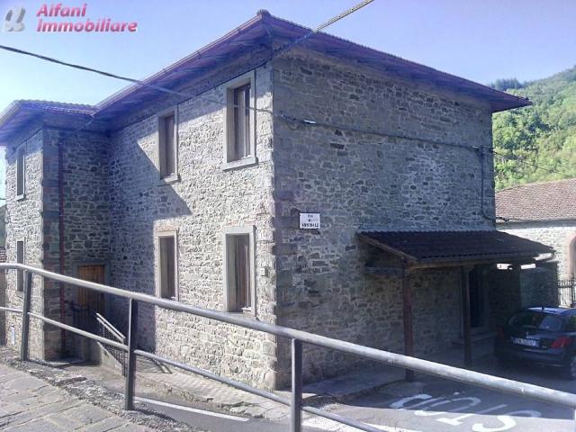 Villa Indipendente in vendita a Talla, Toscana