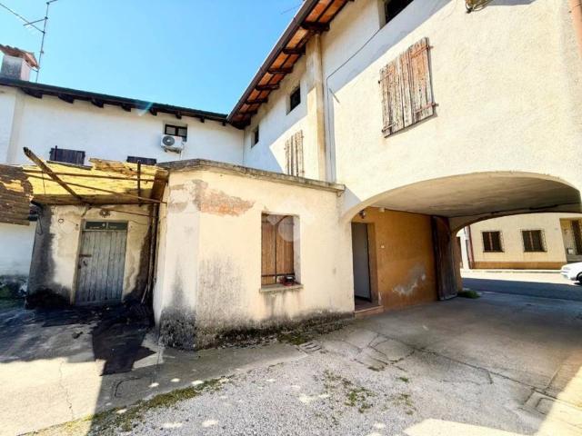 Villa Indipendente in vendita a Talmassons, Friuli-Venezia Giulia