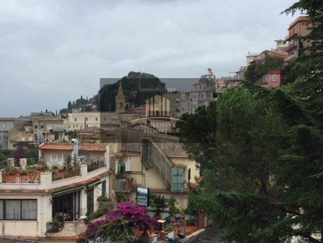 Villa Indipendente in vendita a Taormina, Sicilia