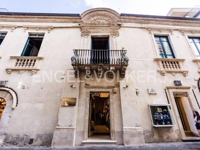 Villa Indipendente in vendita a Taormina, Sicilia
