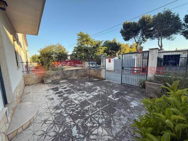 Villa Indipendente in vendita a Lama, Puglia