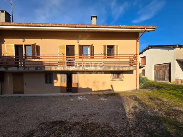 Villa Indipendente in vendita a Molinis, Tarcento