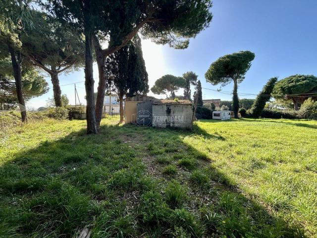 Villa Indipendente in vendita a Lombardi, Tarquinia