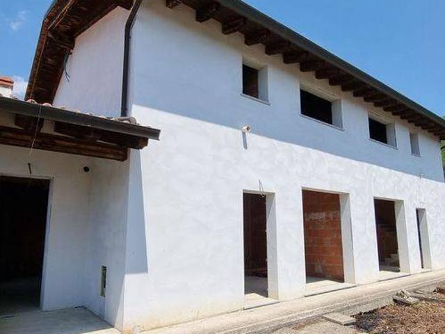 Villa Indipendente in vendita a Piemonte, Alessandria
