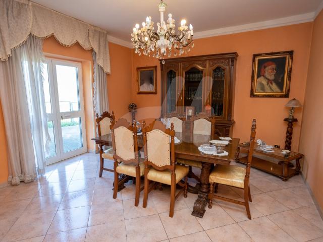 Villa Indipendente in vendita a Taurasi, Campania