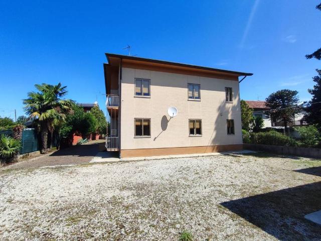 Villa Indipendente in vendita a Tavagnacco, Friuli-Venezia Giulia