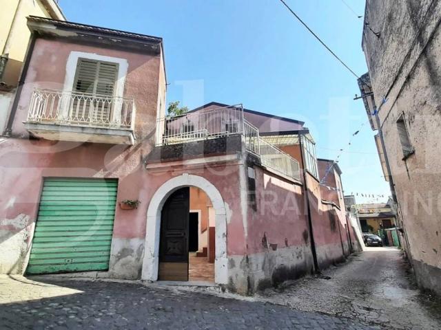 Villa Indipendente in vendita a San Giuliano, Teano