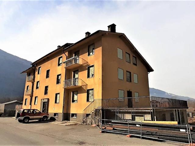 Villa Indipendente in vendita a Teglio, Lombardia
