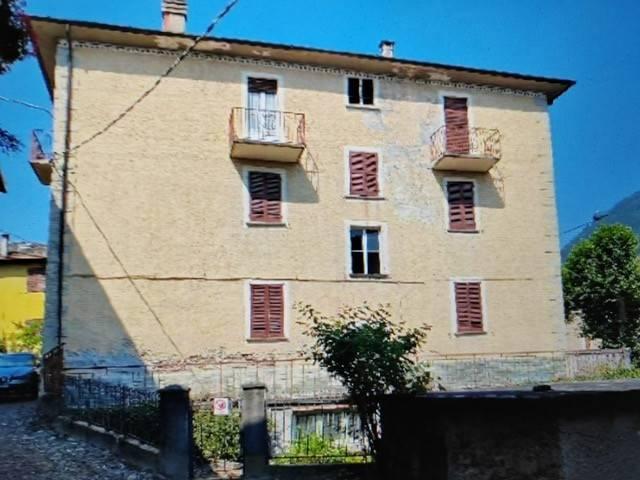 Villa Indipendente in vendita a Tresenda, Teglio