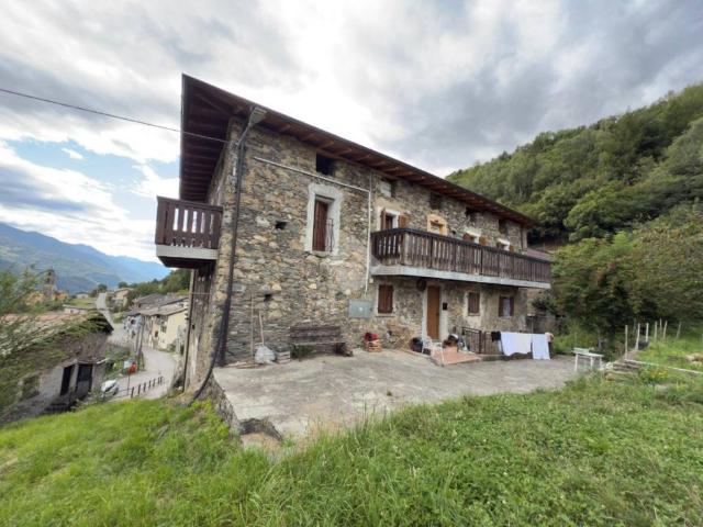 Villa Indipendente in vendita a San Giacomo, Teglio