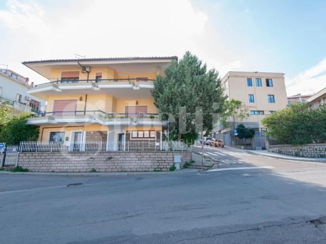 Villa Indipendente in vendita a Tempio Pausania, Sardigna/Sardegna