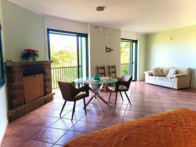 Villa Indipendente in vendita a Tempio Pausania, Sassari