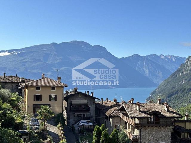 Villa Indipendente in vendita a Comunità Alto Garda e Ledro, Tenno