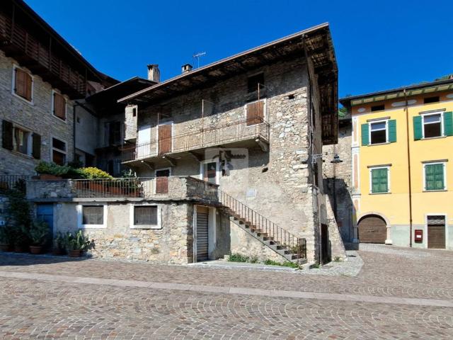 Villa Indipendente in vendita a Comunità Alto Garda e Ledro, Tenno