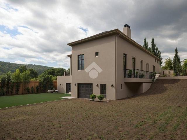 Villa Indipendente in vendita a Teramo, Abruzzo