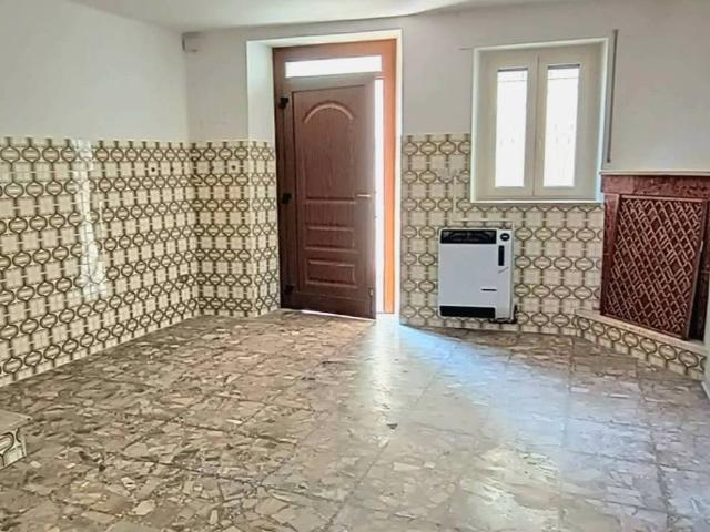 Villa Indipendente in vendita a Teramo, Abruzzo