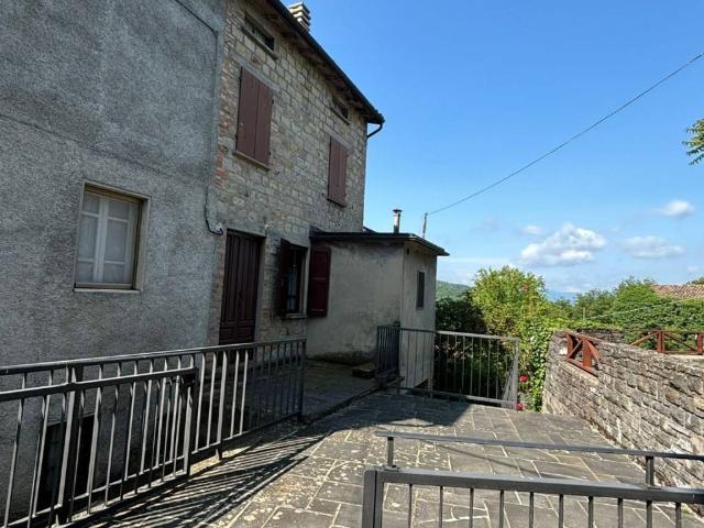 Villa Indipendente in vendita a Cazzola, Terenzo