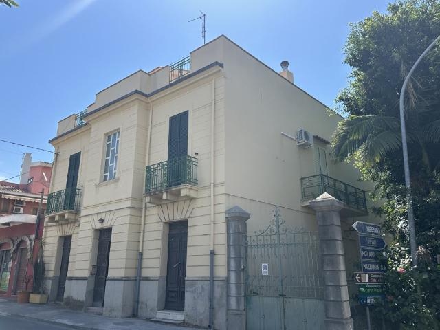 Villa Indipendente in vendita a Terme Vigliatore, Sicilia