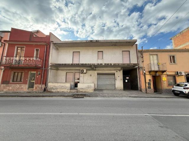 Villa Indipendente in vendita a Terme Vigliatore, Sicilia