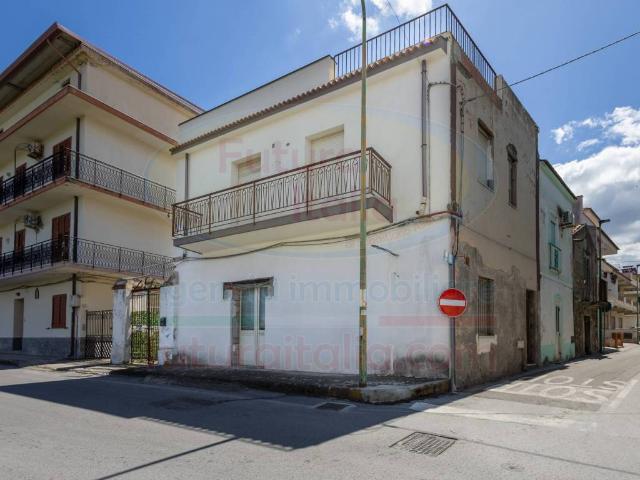Villa Indipendente in vendita a Terme Vigliatore, Sicilia