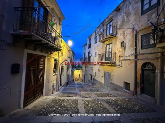 Villa Indipendente in vendita a Termini Imerese, Sicilia
