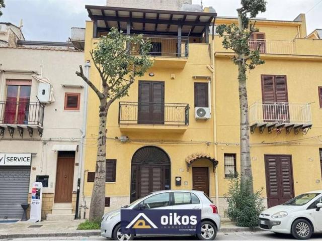 Villa Indipendente in vendita a Termini Imerese, Sicilia