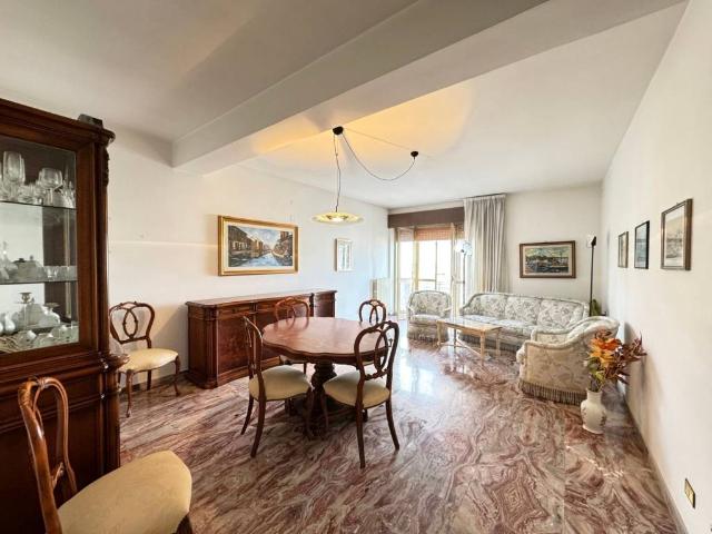 Villa Indipendente in vendita a San Giacomo Degli Schiavoni, Molise