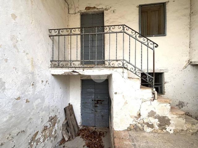Villa Indipendente in vendita a Terni, Umbria