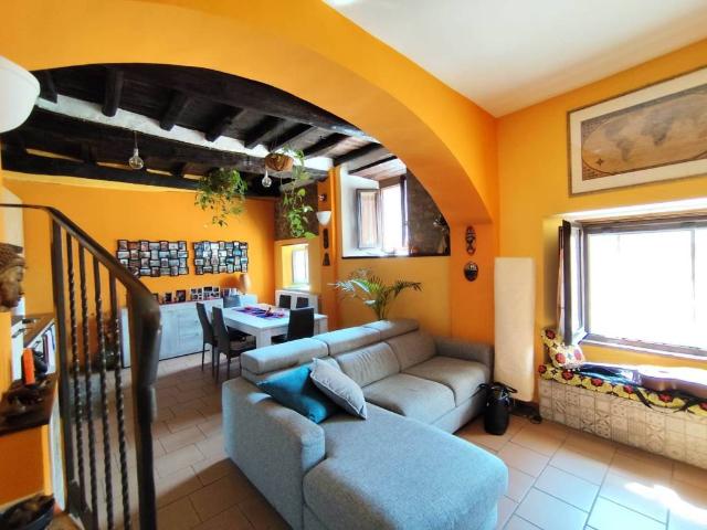 Villa Indipendente in vendita a Terni, Umbria