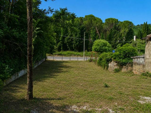Villa Indipendente in vendita a Terni, Umbria