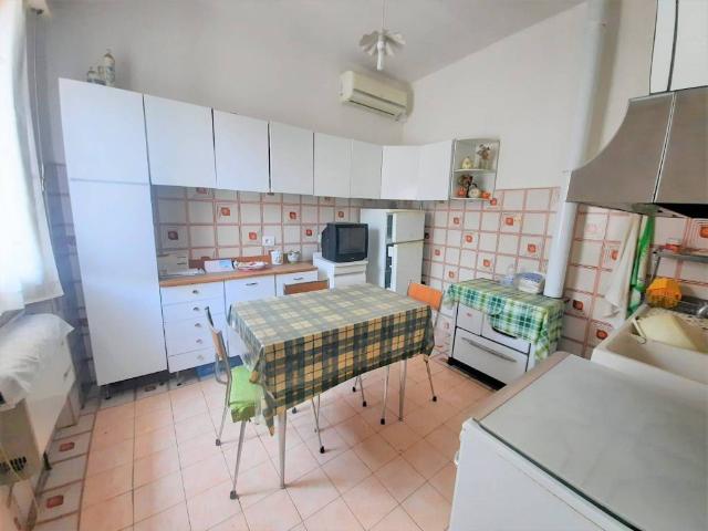 Villa Indipendente in vendita a Terni, Umbria