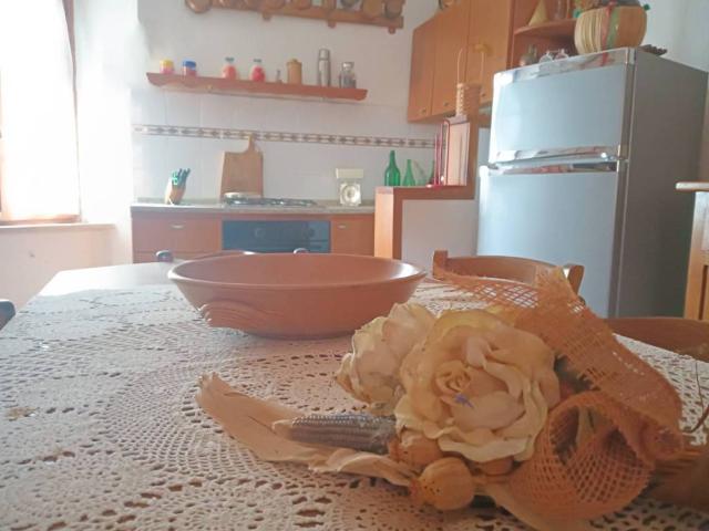 Villa Indipendente in vendita a Terni, Umbria